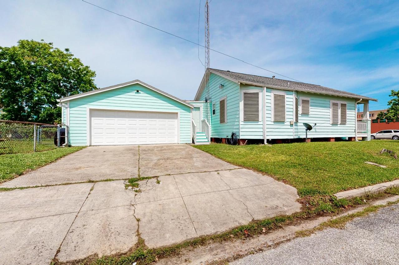 Sea Glass Cottage Galveston Exterior photo